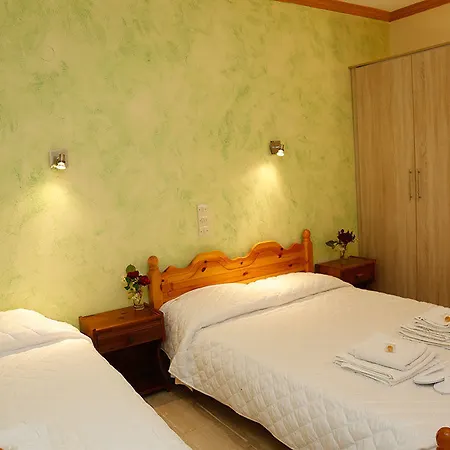 Aristides Aparthotel