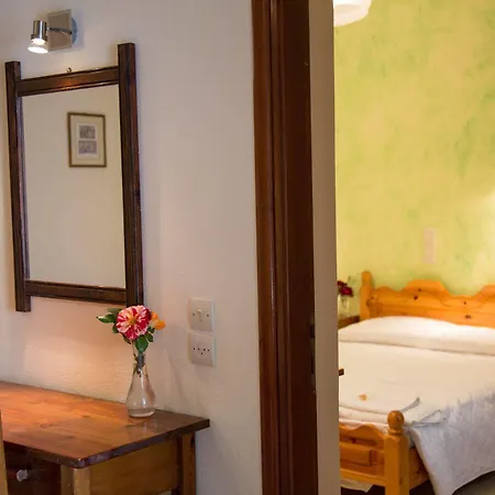 Aparthotel Aristides Perama (Corfu)
