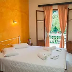 Aristides Aparthotel 3*