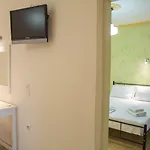 Aparthotel Aristides 3*