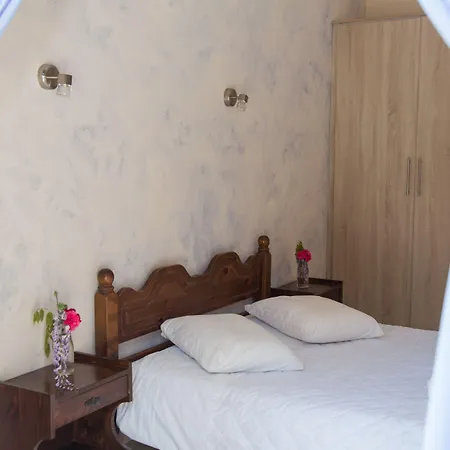 Aristides Apartmanhotel 3*