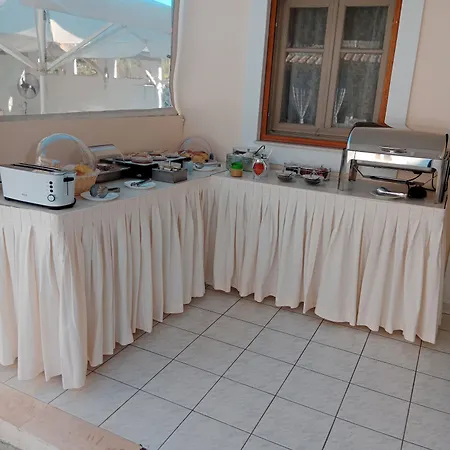 Aristides Apartmanhotel