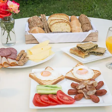 Aristides Apartmanhotel Pérama