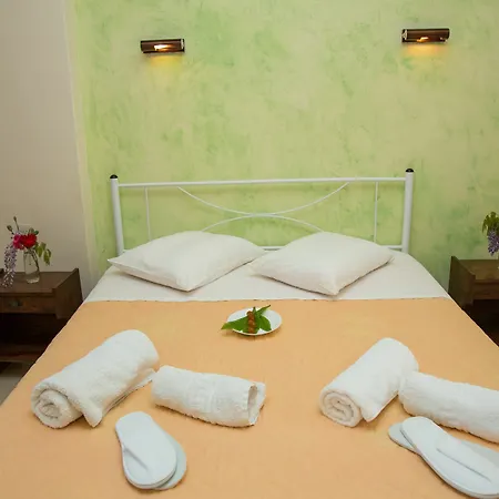 Aristides Studios Perama (Corfu)